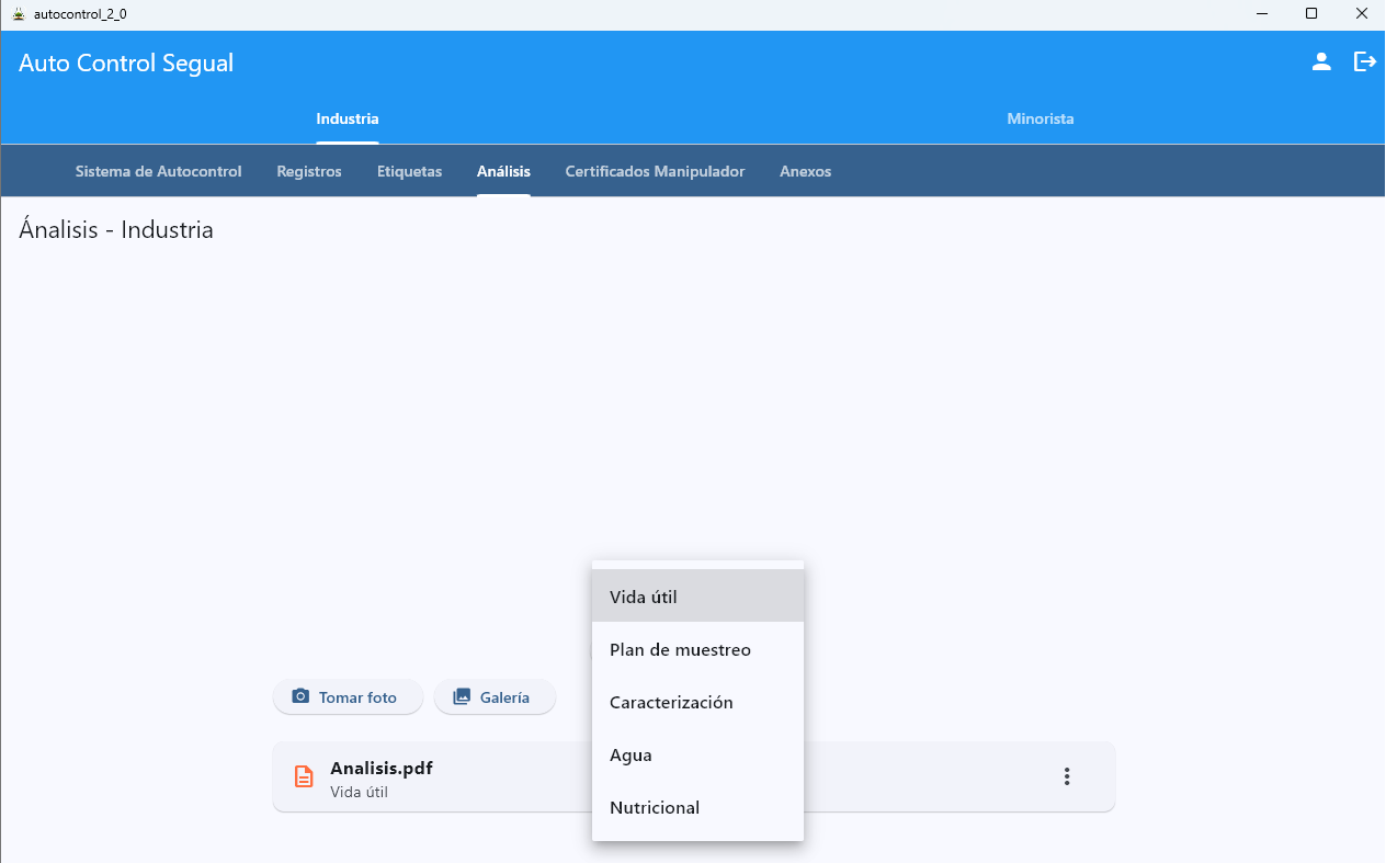 Módulo de análisis en AutoControl industria — tipos de análisis disponibles: vida útil, muestreo, caracterización, agua y nutricional