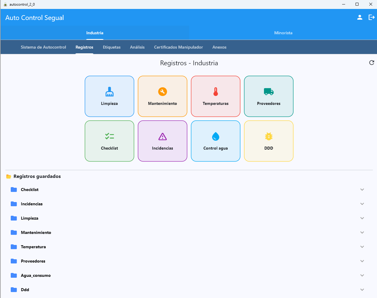 Panel de registros AutoControl para industria alimentaria mostrando los módulos Limpieza, Mantenimiento, Temperaturas, Proveedores, Checklist, Incidencias, Control de agua y DDD